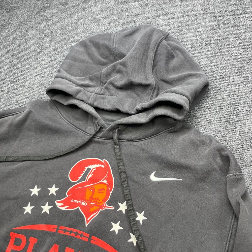 Nike NFL Buccaneers Player Engagement Graphic Gray Fleece Hoodie